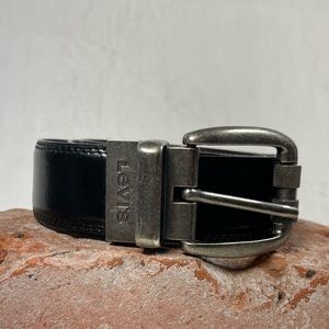 Levi's belt thick smooth grain black leather silver buckle workwear 36 / 90 mens